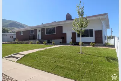 360 E 400 N, Centerville, UT 84014 - Photo 1
