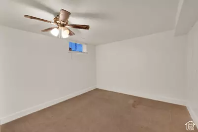 360 E 400 N, Centerville, UT 84014 - Photo 19