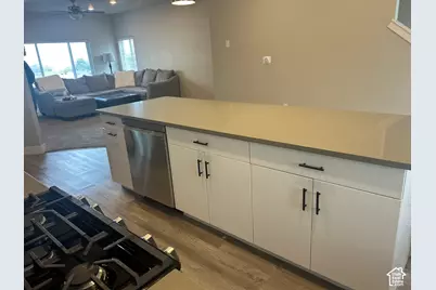 687 E 730 N, Hyrum, UT 84319 - Photo 23