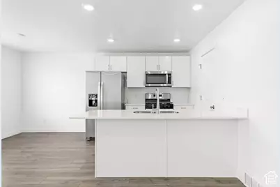 712 W 1870 S #1029, Provo, UT 84601 - Photo 7