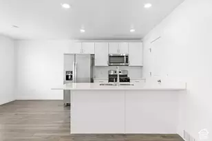 712 W 1870 S, Provo, UT 84601 - Photo 7