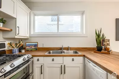 236 S Iowa St E, Salt Lake City, UT 84102 - Photo 11