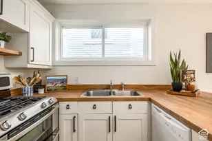 236 S Iowa St E, Salt Lake City, UT 84102 - Photo 11