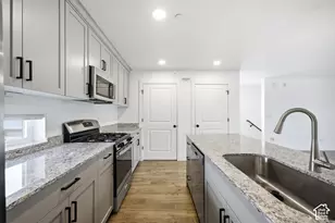 1590 S 900 W, Salt Lake City, UT 84104 - Photo 9