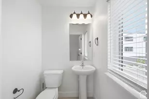 1590 S 900 W, Salt Lake City, UT 84104 - Photo 15