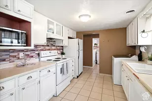 80 W Peach St, Grantsville, UT 84029 - Photo 9