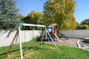 815 E Meadow Marsh Dr, Lehi, UT 84043 - Photo 33