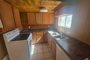 5931 N 550 E, Kenilworth, UT 84529 - Photo 27