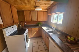 5931 N 550 E, Kenilworth, UT 84529 - Photo 17