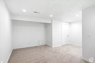 1045 W 400 S, Layton, UT 84041 - Photo 27