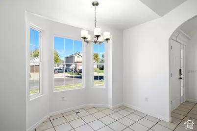 1045 W 400 S, Layton, UT 84041 - Photo 7