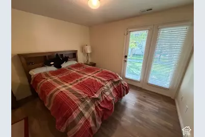 9476 S Hidden Point Dr W, Sandy, UT 84070 - Photo 31