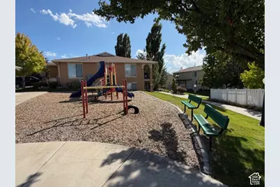 9476 S Hidden Point Dr W, Sandy, UT 84070 - Photo 35