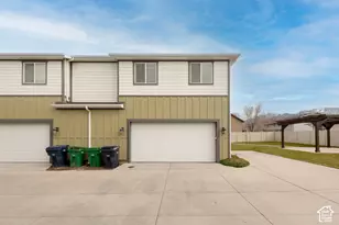 8272 S 180 E, Sandy, UT 84070 - Photo 29
