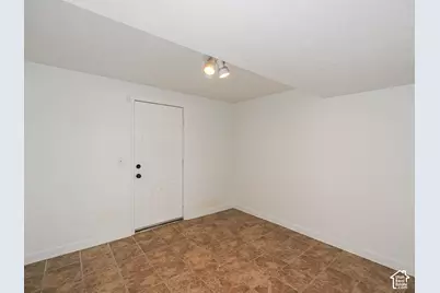 6155 W 4100 S, West Valley, UT 84128 - Photo 39