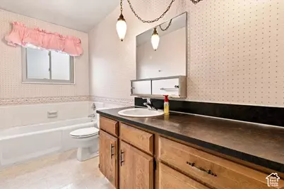 138 W 400 N, Mount Pleasant, UT 84647 - Photo 9