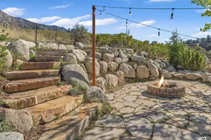 10819 S Lostwood Dr E, Sandy, UT 84092 - Photo 29