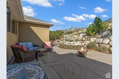 10819 S Lostwood Dr E, Sandy, UT 84092 - Photo 27