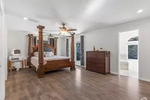 10819 S Lostwood Dr E, Sandy, UT 84092 - Photo 19