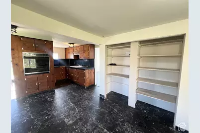265 Roosevelt St, Helper, UT 84526 - Photo 13