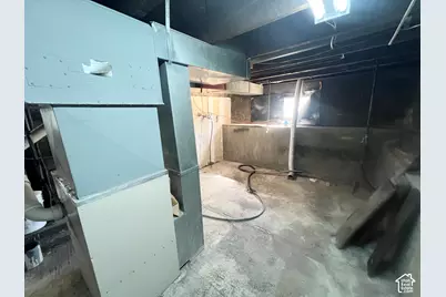 265 Roosevelt St, Helper, UT 84526 - Photo 19