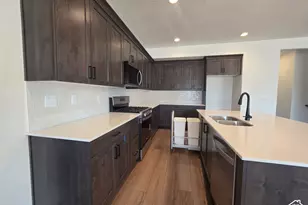 2988 N Galloway Ln, Plain City, UT 84404 - Photo 7