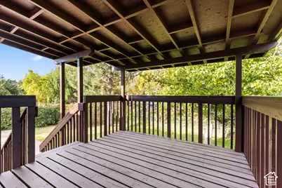 566 N 700 W, Clearfield, UT 84015 - Photo 17