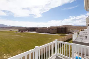 961 W Coral Charm Wy, Saratoga Springs, UT 84045 - Photo 17