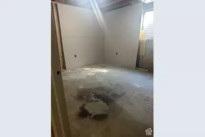 8228 S Bettina Ln E, Sandy, UT 84093 - Photo 23