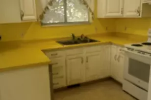 8228 S Bettina Ln E, Sandy, UT 84093 - Photo 5