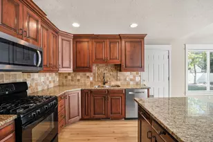 341 W 400 S, Salem, UT 84653 - Photo 5