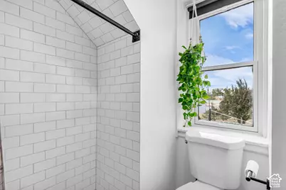 230 W Center St, Midvale, UT 84047 - Photo 27