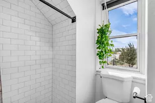 230 W Center St, Midvale, UT 84047 - Photo 27