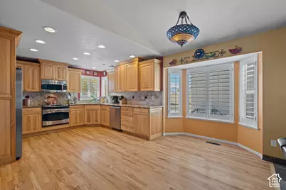 7918 S Abercrombie Ln W, West Jordan, UT 84088 - Photo 9