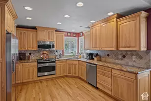 7918 S Abercrombie Ln W, West Jordan, UT 84088 - Photo 11