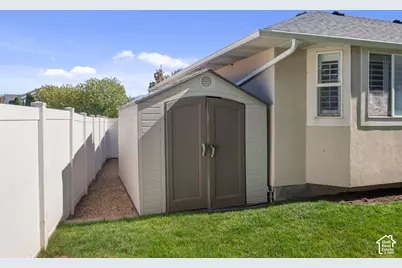 7918 S Abercrombie Ln W, West Jordan, UT 84088 - Photo 35