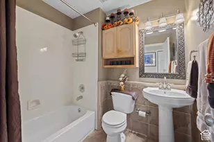 7918 S Abercrombie Ln W, West Jordan, UT 84088 - Photo 23
