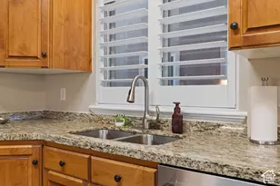 27 W 720 S, Orem, UT 84058 - Photo 17