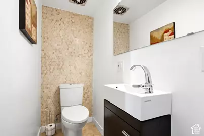 3593 S Eastwood Dr E, Salt Lake City, UT 84109 - Photo 11