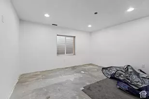 1377 E Erickson Knl Ln, Eagle Mountain, UT 84005 - Photo 29