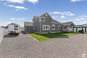 1377 E Erickson Knl Ln, Eagle Mountain, UT 84005 - Photo 37