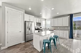 6867 W 8045 S, West Jordan, UT 84081 - Photo 15