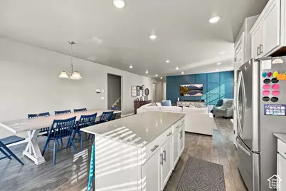 6867 W 8045 S, West Jordan, UT 84081 - Photo 15