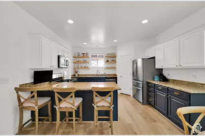 2898 W Fox Hunters Loop, Lehi, UT 84048 - Photo 11