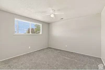 2182 W 5600 S #18, Roy, UT 84067 - Photo 11