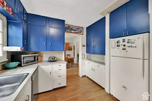2652 E 6200 S, Holladay, UT 84121 - Photo 9