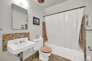 6275 S Oles Ln, Holladay, UT 84121 - Photo 45