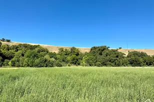 5035 S Hollow Rd, Nibley, UT 84321 - Photo 9