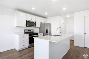 918 E Lubber Ln, Saratoga Springs, UT 84045 - Photo 9