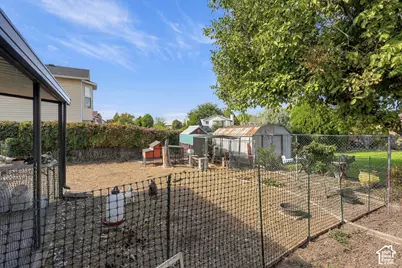 3857 Foxglen, Roy, UT 84067 - Photo 41